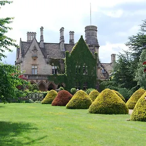 Manor By The Hotel